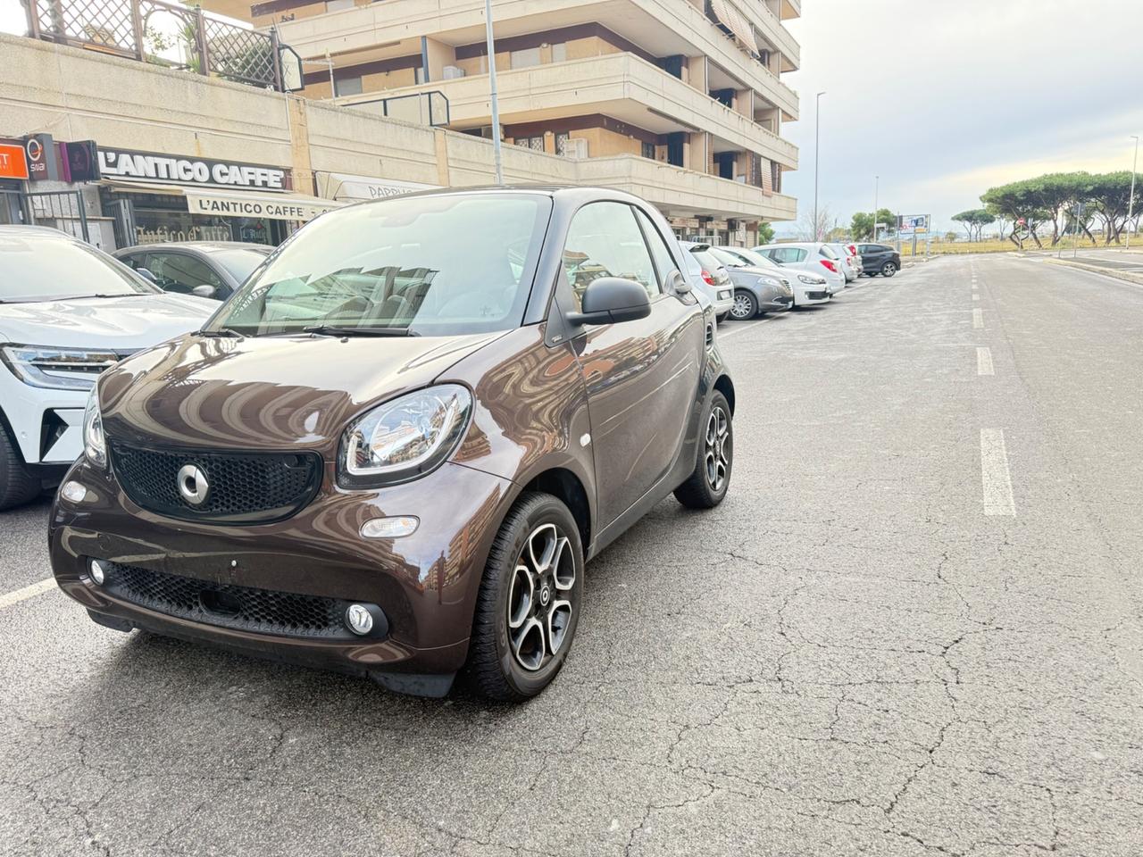 Smart ForTwo 70 1.0 twinamic Passion LED PANORAMA PDC CERCHI 15 BLUETOOH