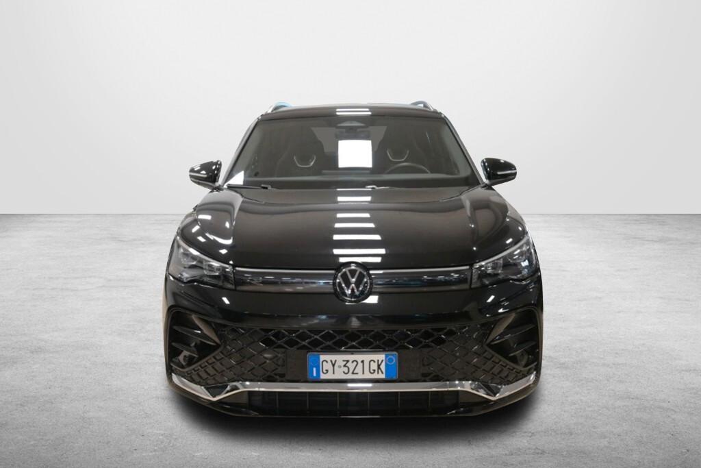 VOLKSWAGEN TIGUAN NEW 2.0 TDI 150CV DSG SCR R LINE ( FARI IQ LIGHT - ADAPTIVE CRUISE - AMBIENT LIGHT - DIGITAL COCKPIT - APP CONNECT - PARK ASSIST - TELECAMERA POST. - CERCHI 19 )