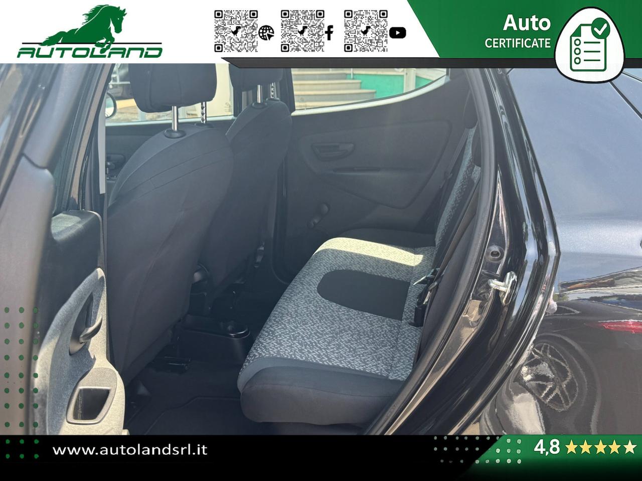 Lancia Ypsilon 1.0 firefly hybrid Silver s&s 70cv