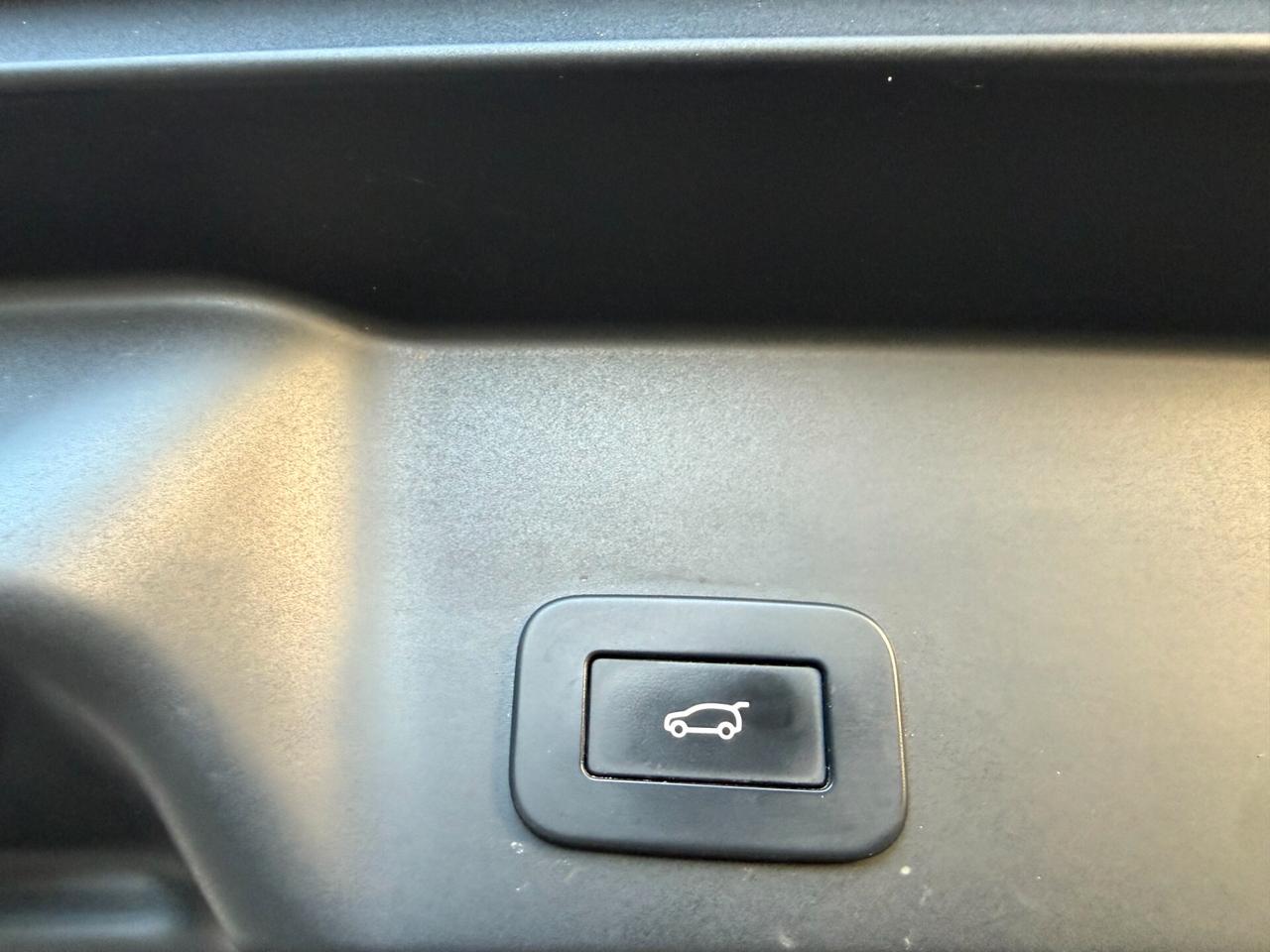 Range Rover Evoque 2.0D 163cv AWD SE- 2022-Autocarro