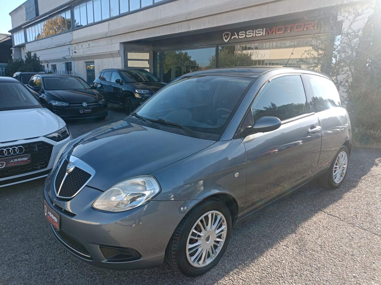 Lancia Ypsilon 1.2 Argento