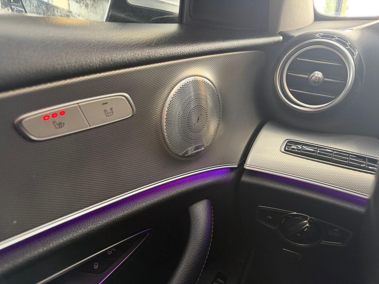 Mercedes-benz E 220 d Auto Premium Plus