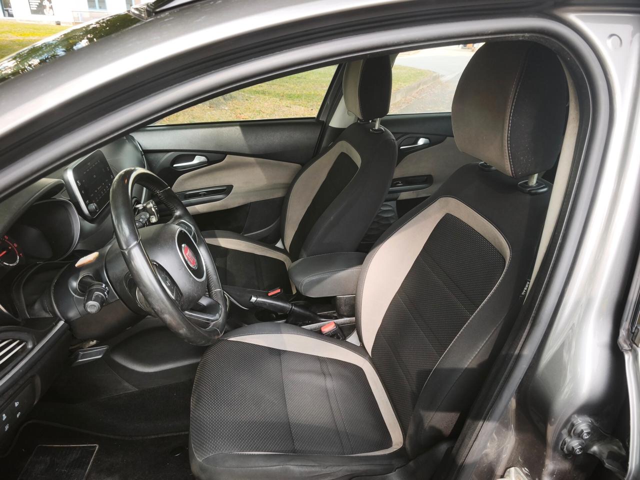 Fiat Tipo 1.6 Mjt SW Lounge 2017 euro6