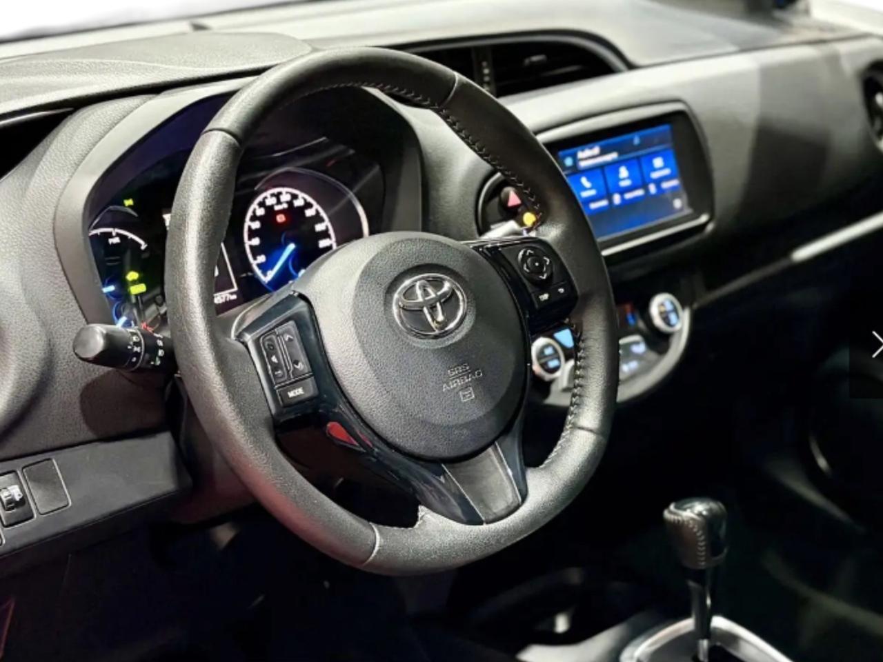 Toyota Yaris 1.5 Hybrid 5 porte Style Automatica Perfetta