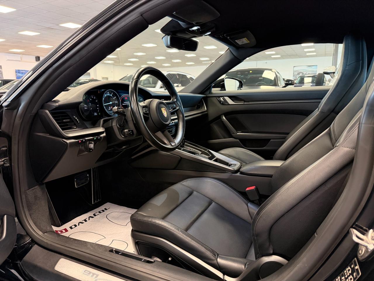 Porsche 911 Carrera