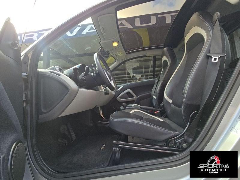 smart fortwo CITY FLAME OPACA EDITION SERVO UNIPRO!