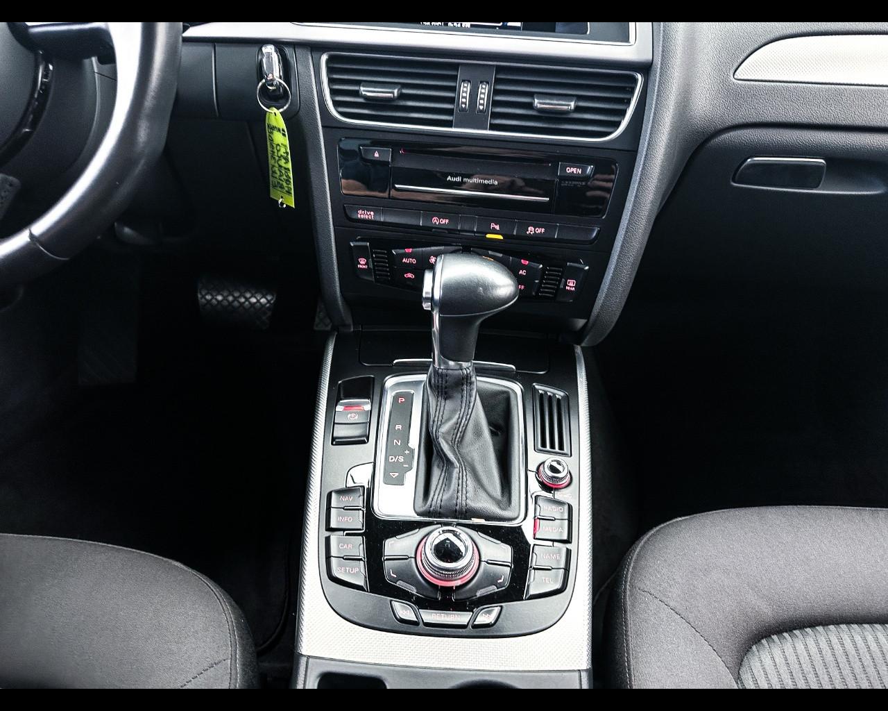 AUDI A4 4ª serie - A4 Avant 2.0 TDI 177 CV quattro S tronic