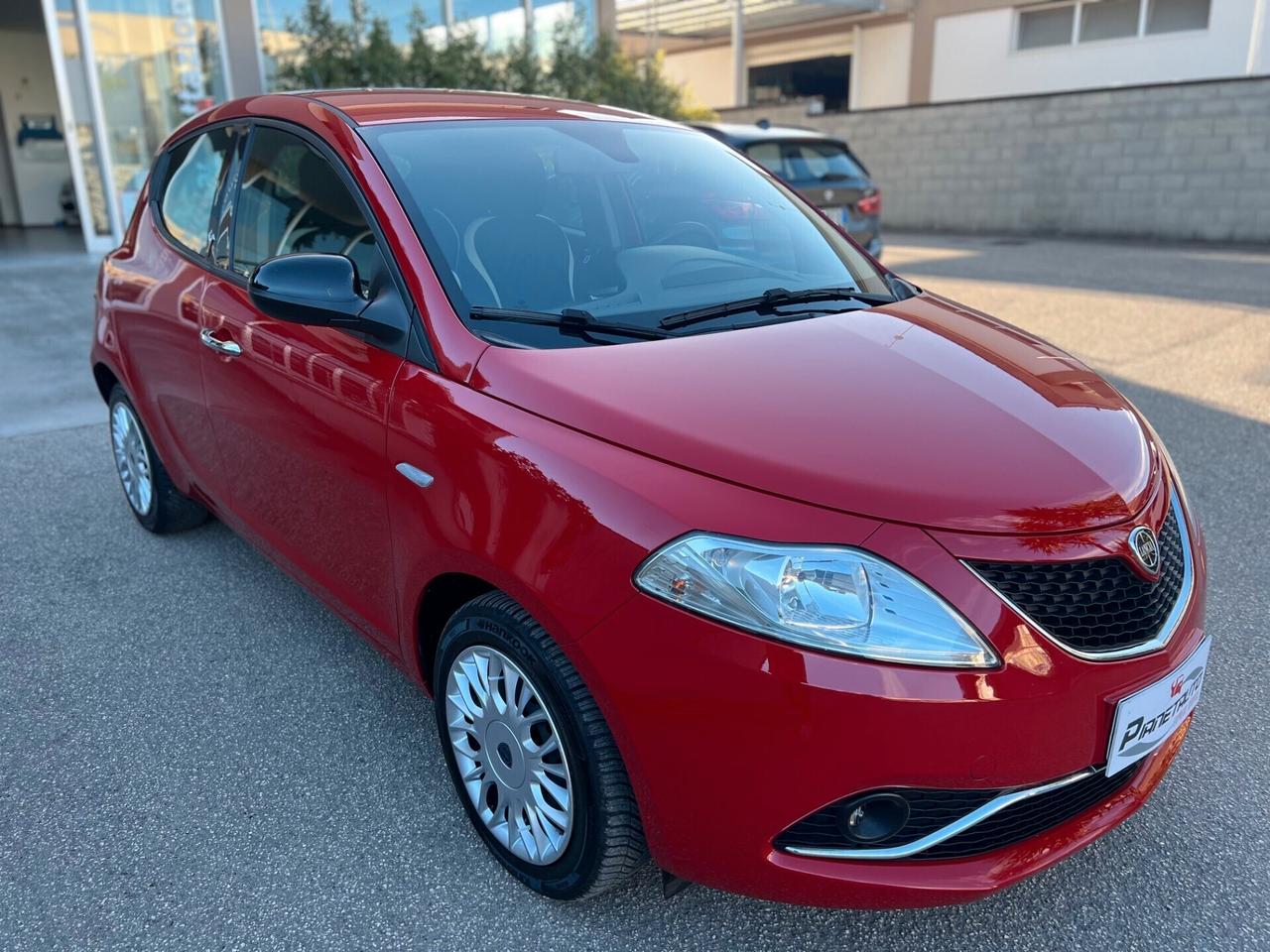 Lancia Ypsilon 1.3 mjt 95cv GOLD TEL/PDC/CLIMA PERFETTA!!