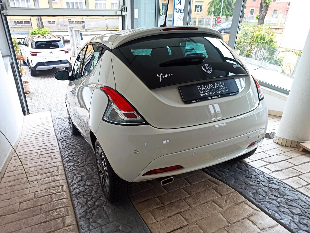 Lancia Ypsilon 1.0 FireFly 5 porte S&S Hybrid Gold 2023
