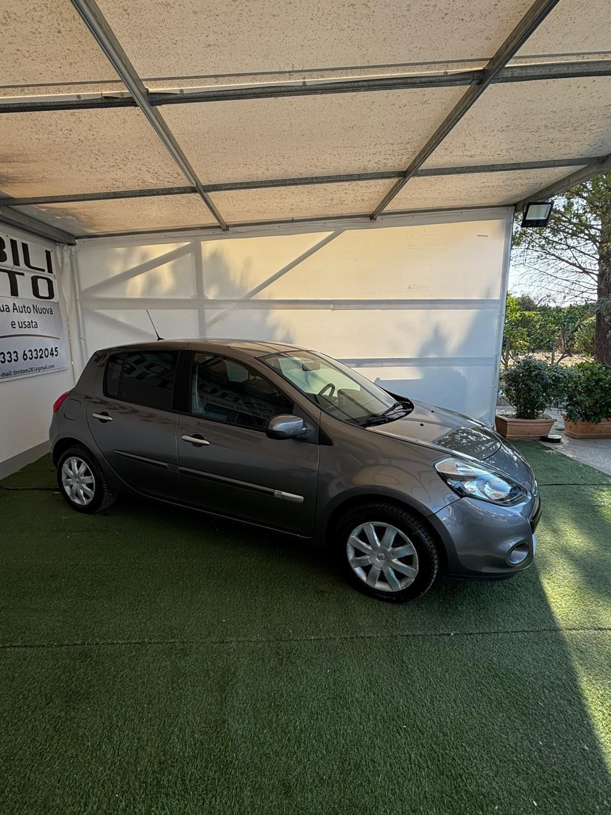 Renault Clio 1.2 16V 5 porte 75CV