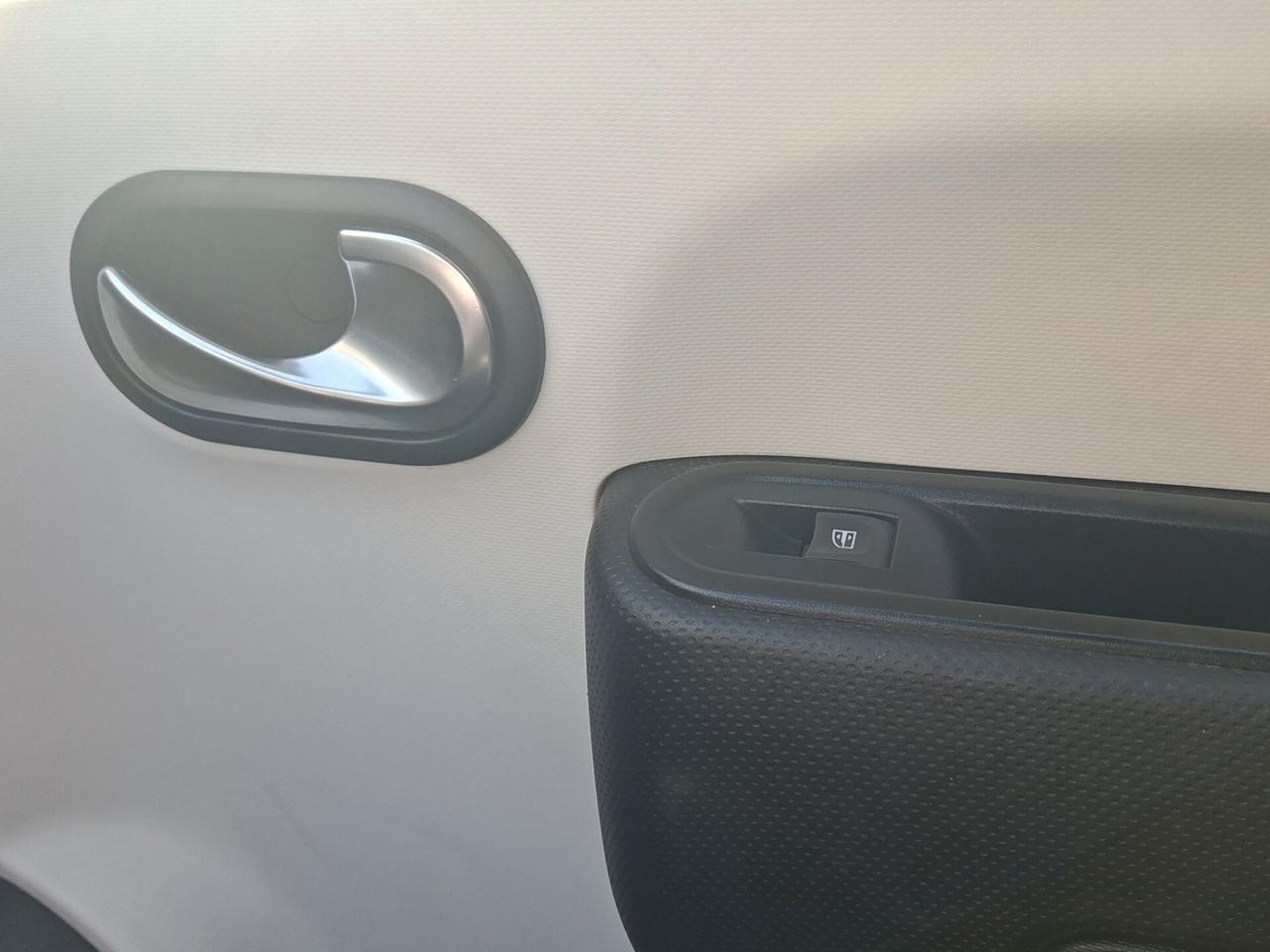 Renault Twingo SCe 65 CV Duel