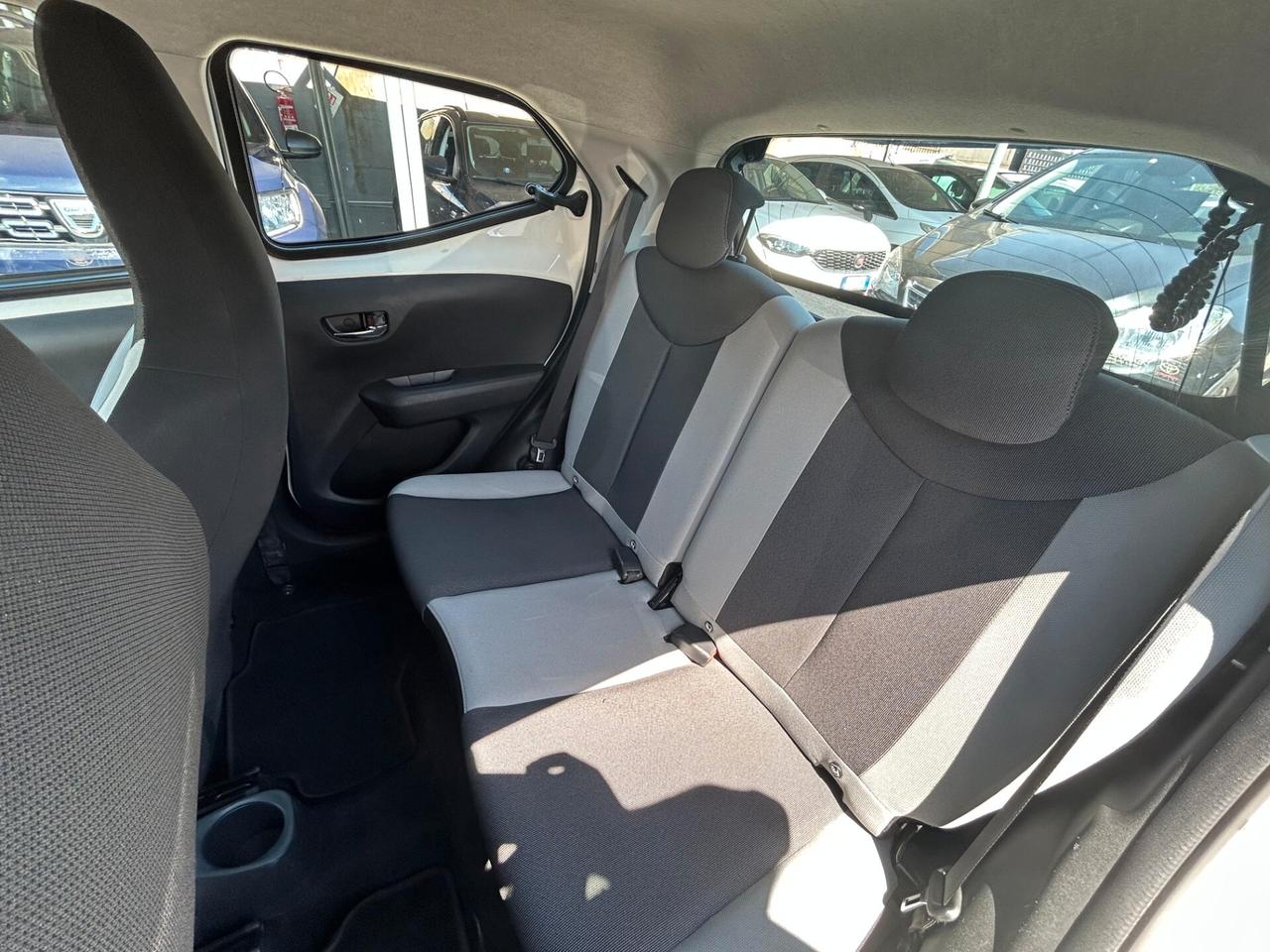 Toyota Aygo 1.0 VVT-i 72 CV 5 porte x-cool
