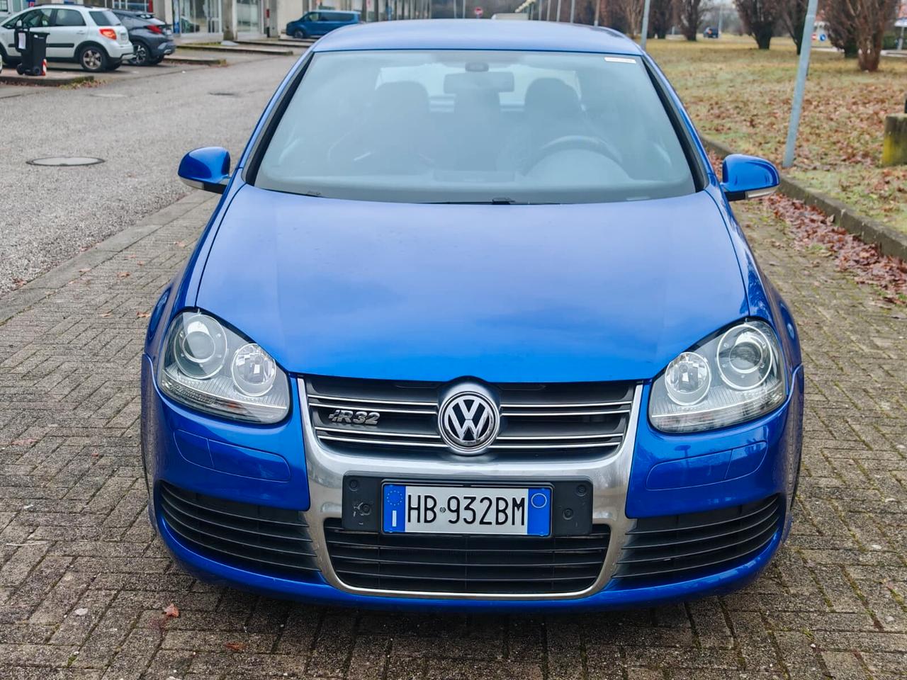 Volkswagen Golf R32 TURBO 675 CV