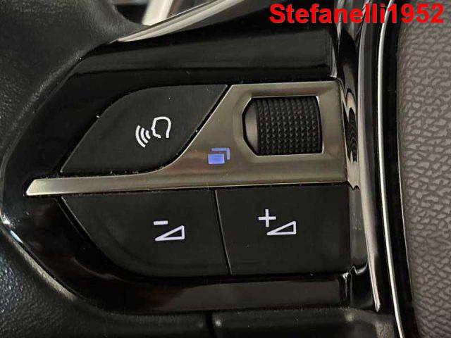 PEUGEOT 3008 II 2021 - 1.5 bluehdi Active s&s 130cv eat8