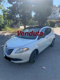 Lancia Ypsilon 1.2 69 CV 5P.Platinum CON TETTO