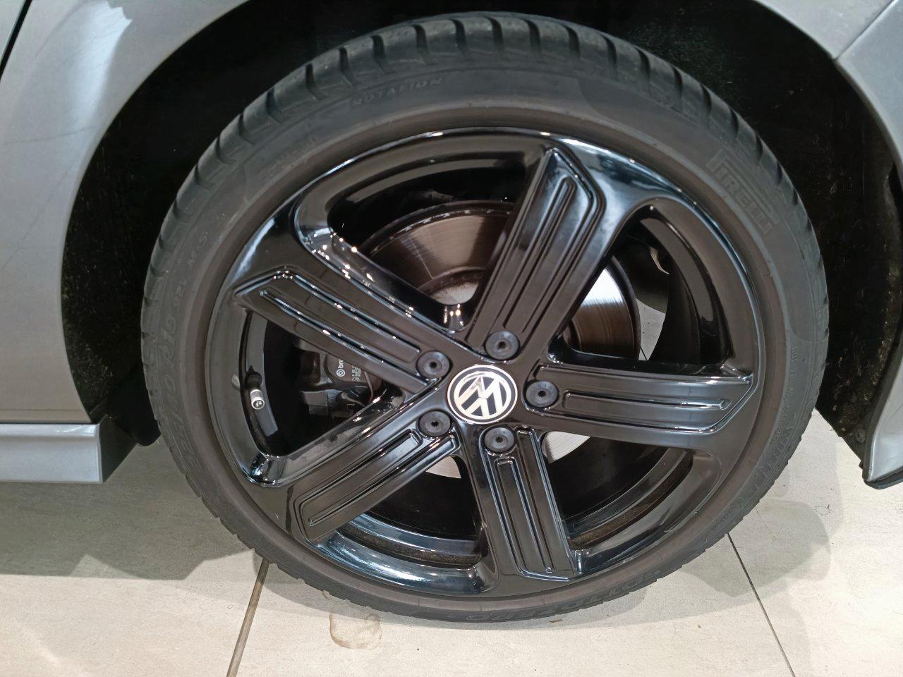 Volkswagen Golf 5 Porte 2.0 tsi R 4motion dsg INTROVABILE tutta tagliandata