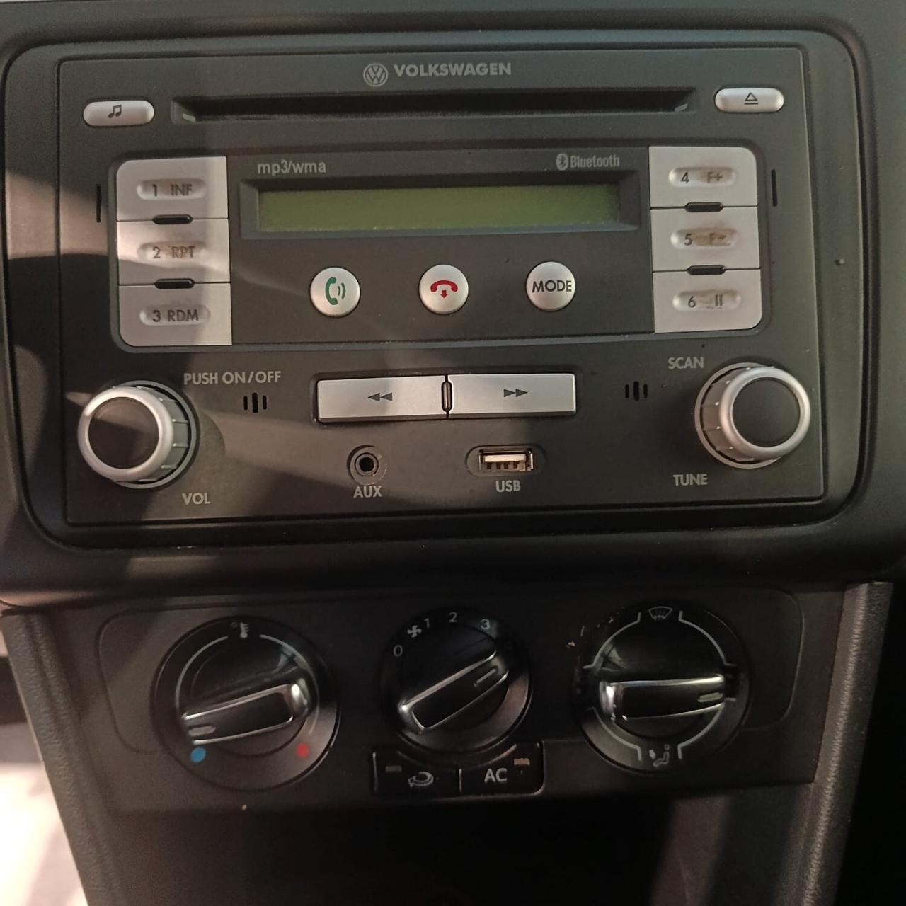 Volkswagen Polo 1.4 BENZINA