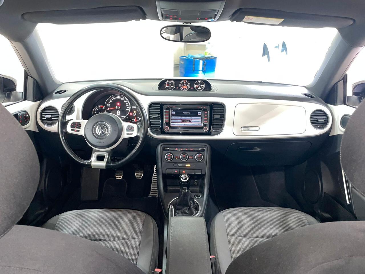 Volkswagen Maggiolino 1.6 TDI Design