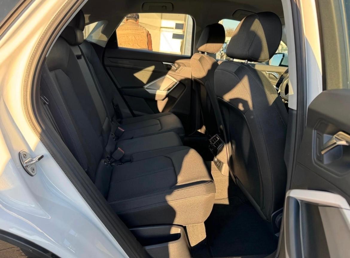 Audi Q3 Sportback 35TDI S-TRONIC S-LINE