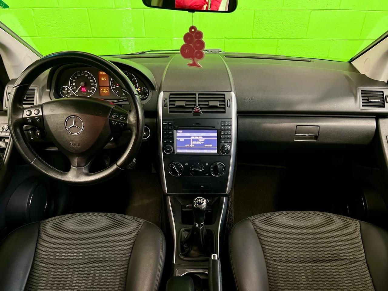 Mercedes-benz A 160 BlueEFFICIENCY Special Edition