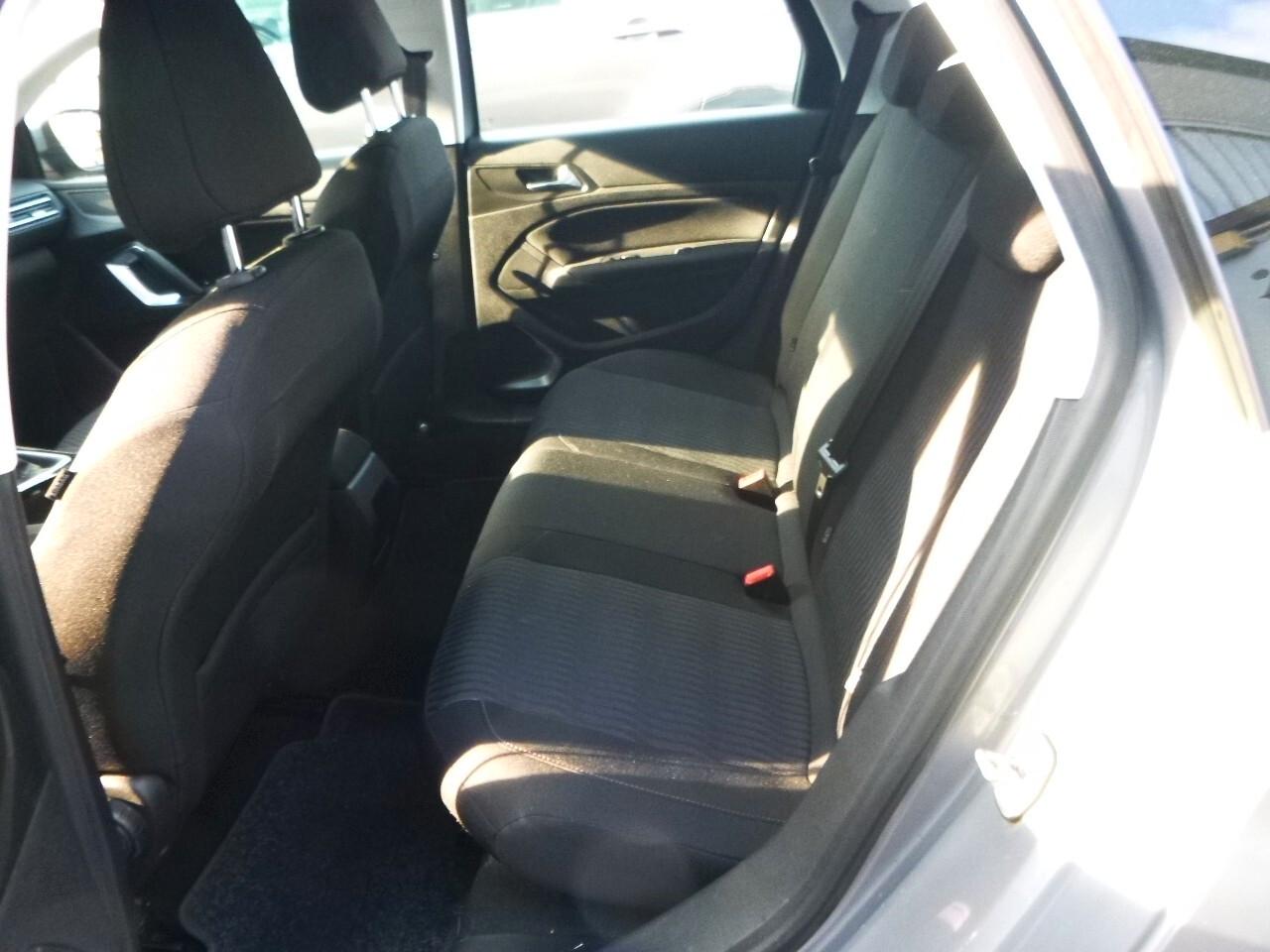 Peugeot 308 BlueHDi 100 S&S SW Business