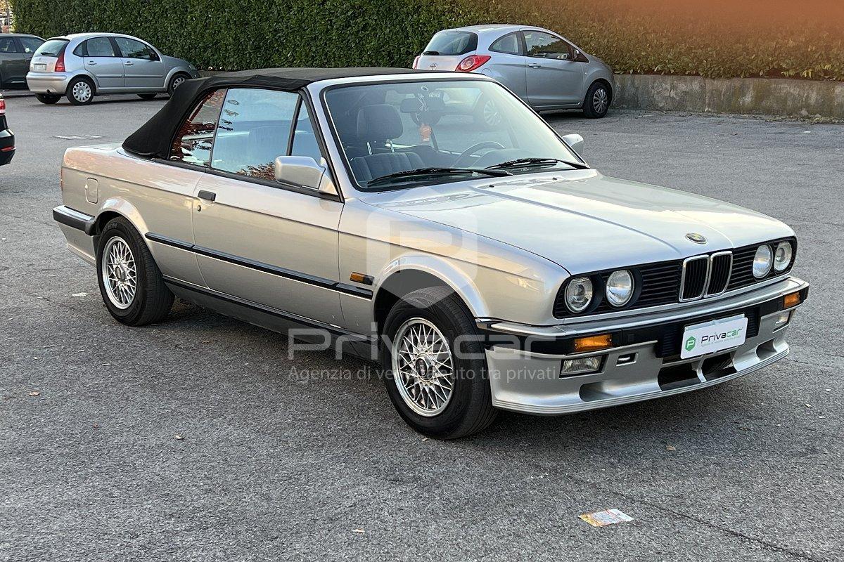 BMW 320i Cabriolet