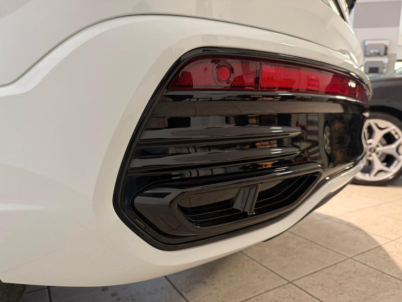 Volkswagen Taigo 1.0 TSI 115 CV DSG R-Line