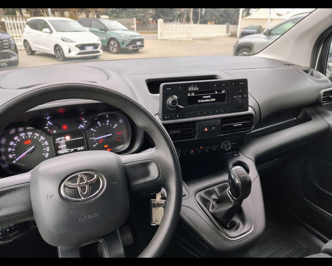 TOYOTA Proace City 1.5D L1 S Ground