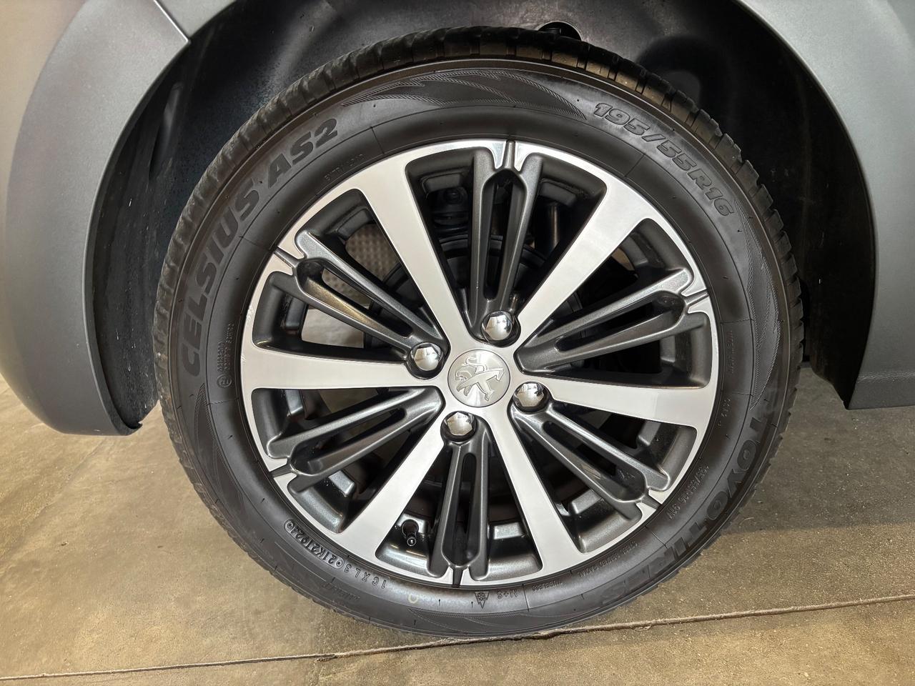 Peugeot 208 1.2 Benz GT LINE GRIGIO OPACO |OK NEOPATENTATI |