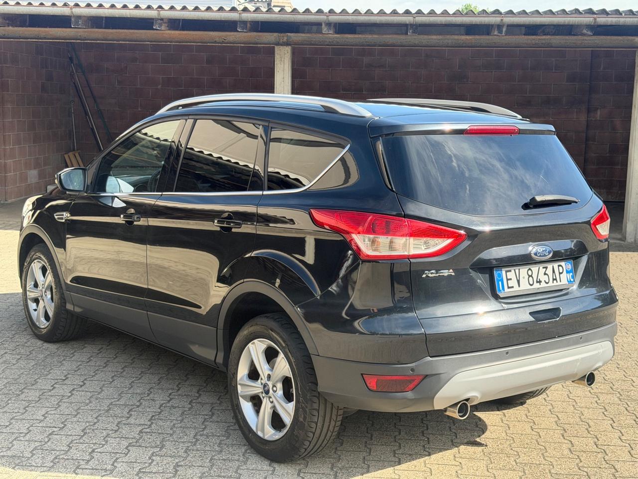 Ford Kuga 2.0 TDCI 140 CV 4WD Powershift Business