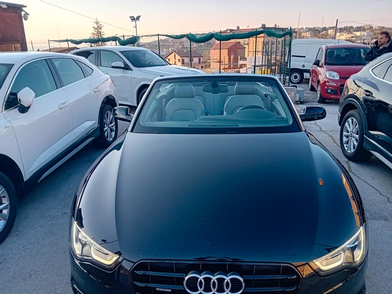 Audi A5 Cabrio 2.0 TDI clean diesel Business