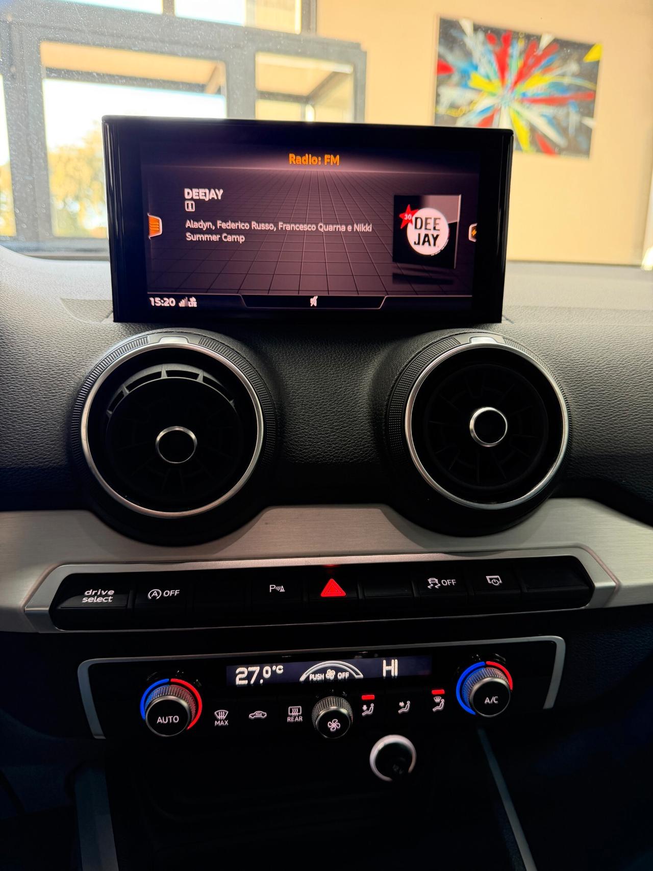 Audi Q2 30 TDI Business Design