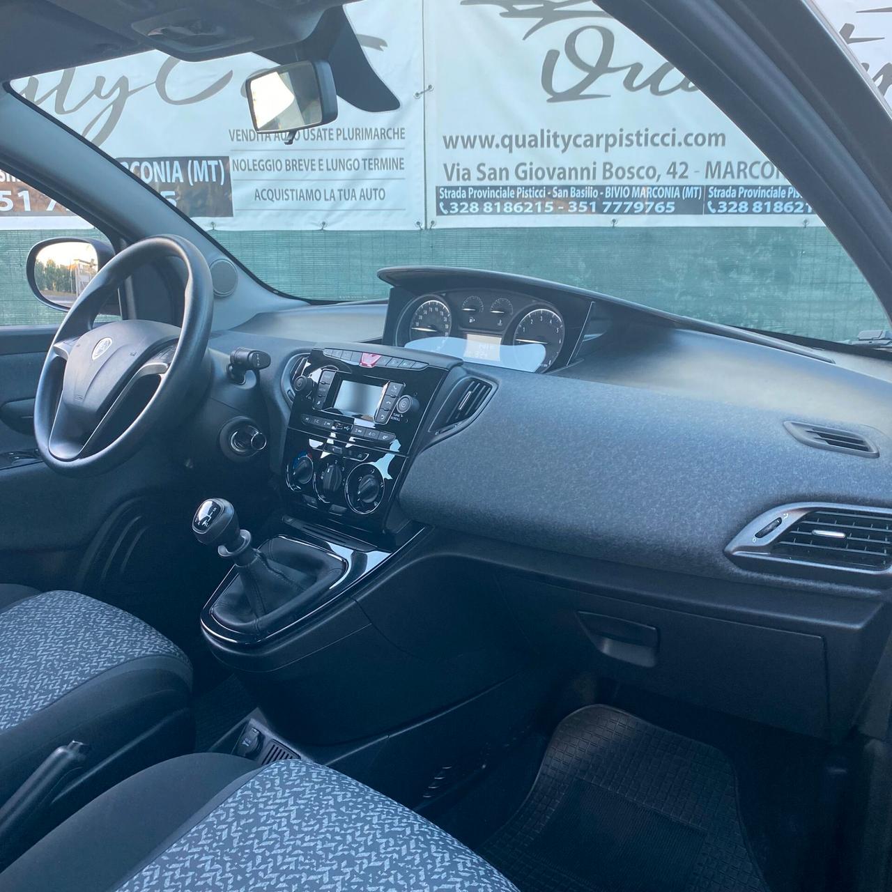 Lancia Ypsilon 1.2 69 CV 5 porte S&S Gold