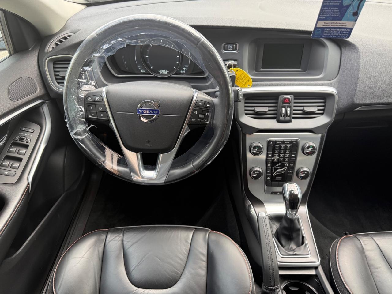 Volvo V40 D2 Ocean Race -1.6 Diesel