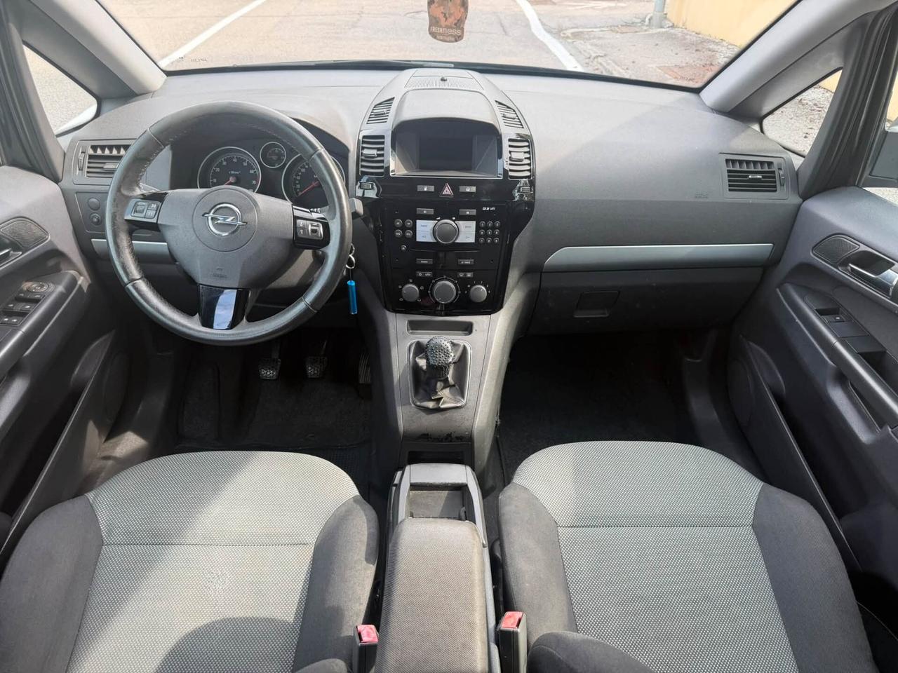 Opel Zafira 1.6 16V ecoM 150CV Turbo One