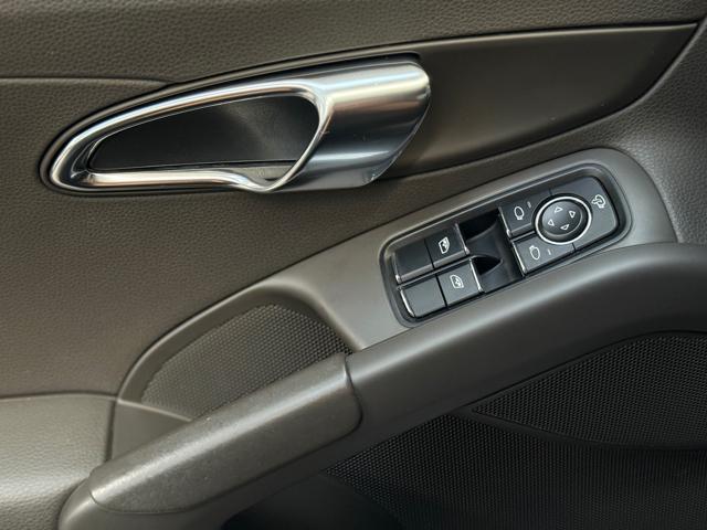 PORSCHE Cayman 718 Cayman 2.0