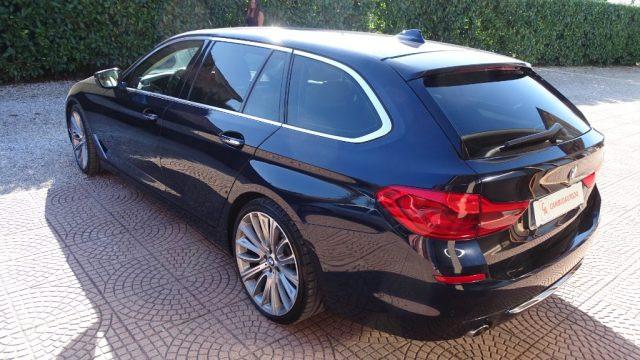 BMW 530 d xDrive 249CV Touring Luxury, Garanzia..