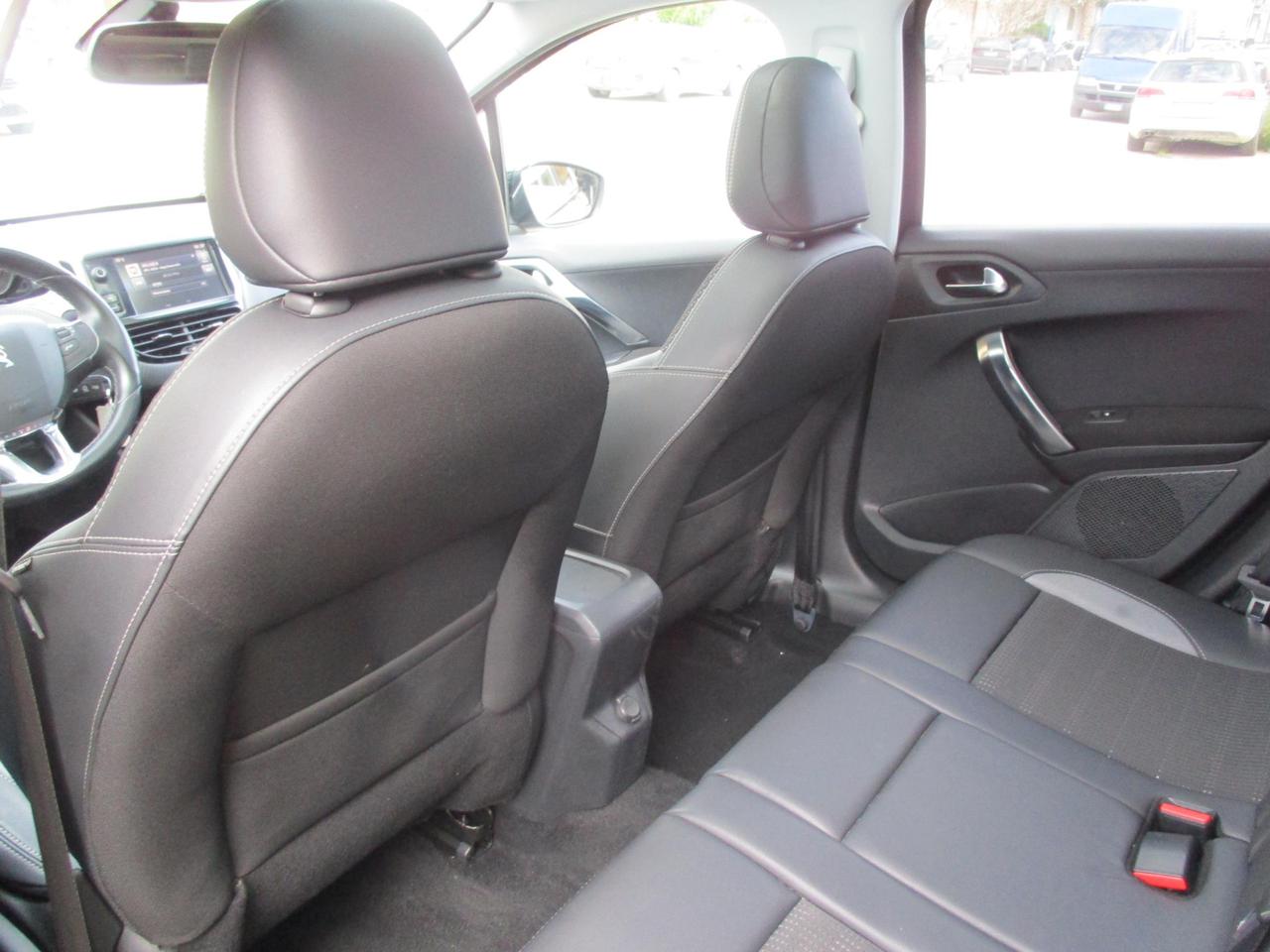 Peugeot 2008 1.2 puretech t Allure s&s 110cv my16