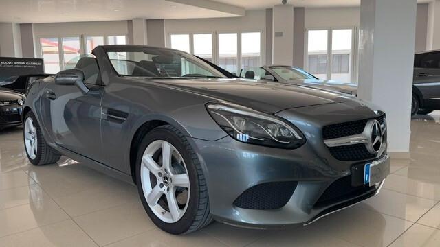 Mercedes-benz SLC 200 Premium