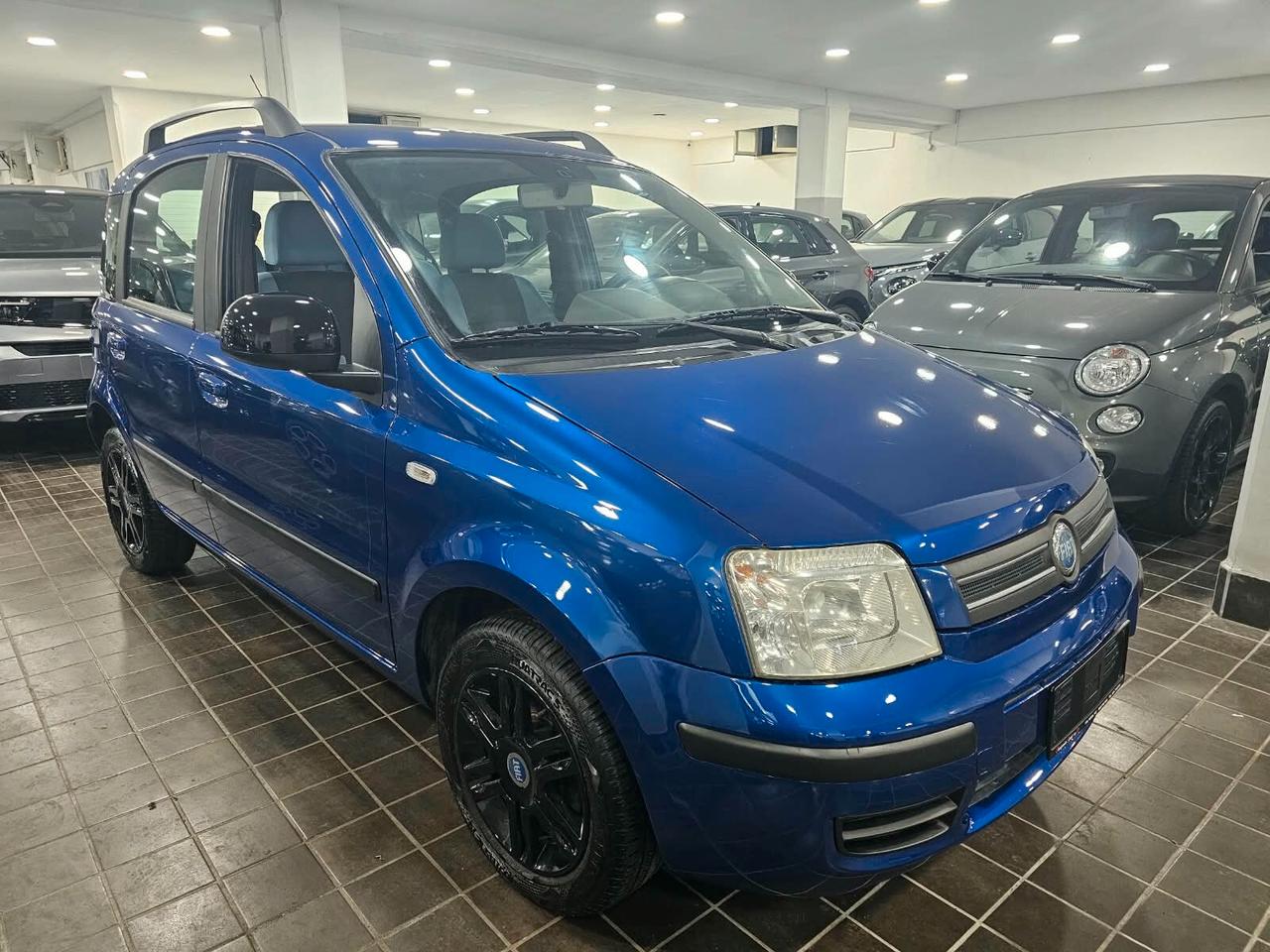 NUOVA FIAT PANDA EMOTION PLUS 1.2 BENZ 60CV - AUTO COME NUOVA.