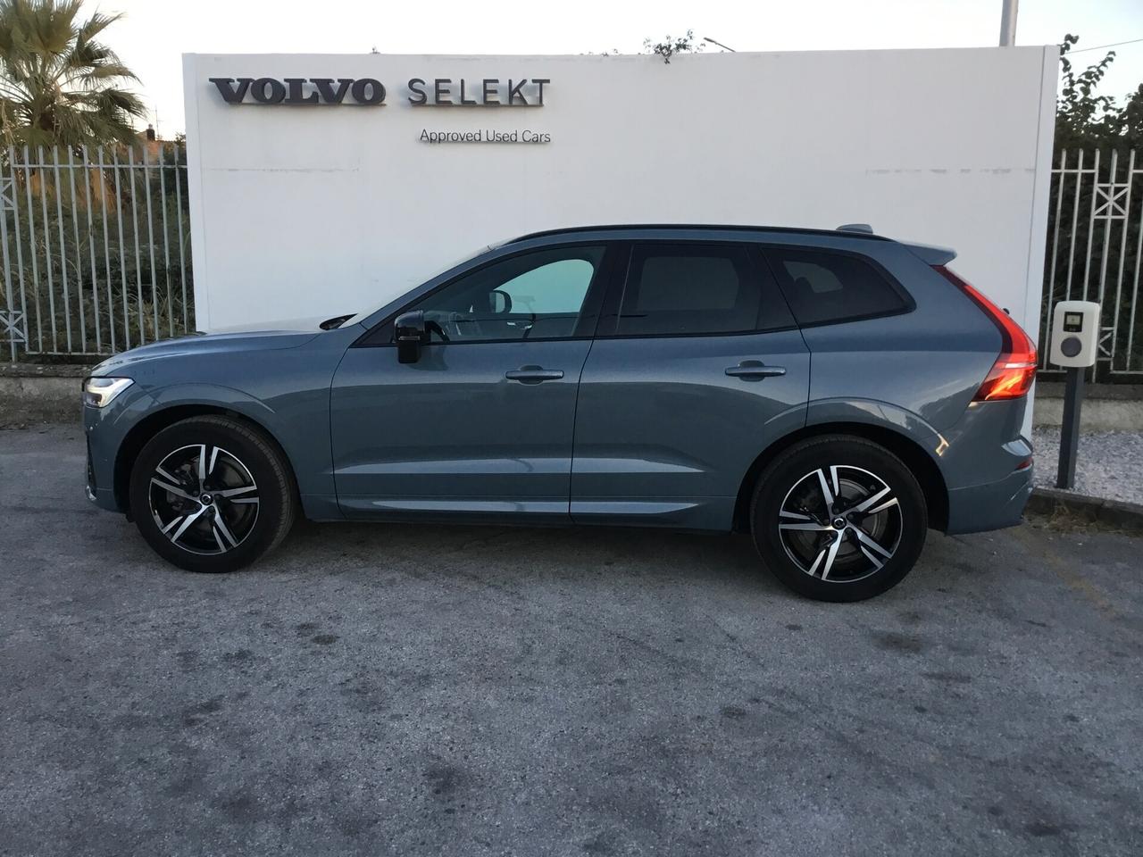 Volvo XC60 B5 (d) AWD AUT. R-DESIGN