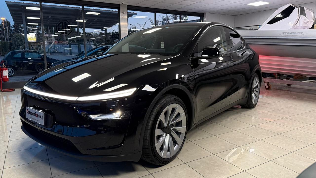 Tesla Model Y Long Range AWD