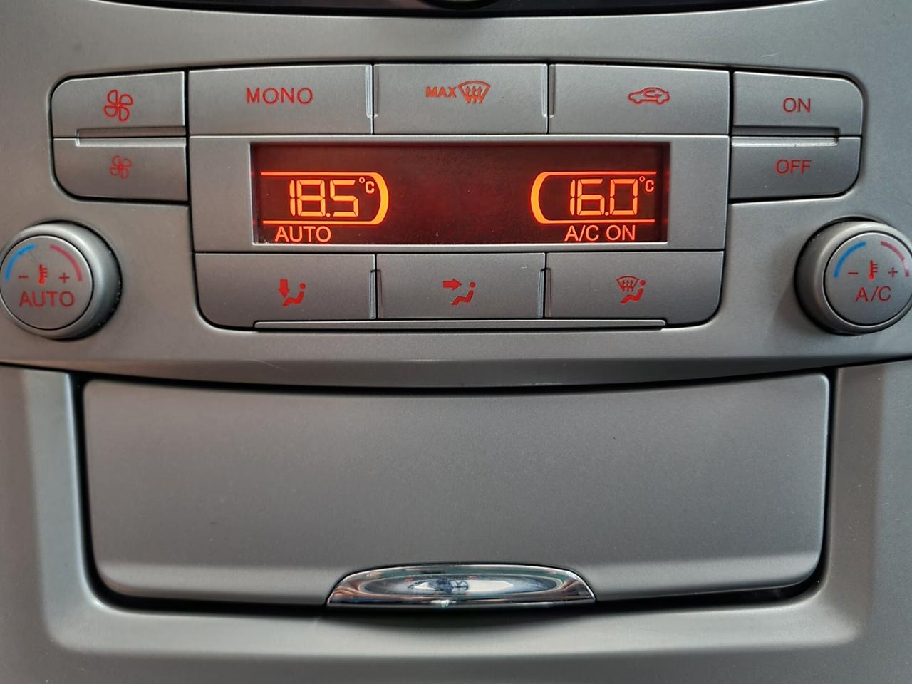 Ford S-Max 2.0 TDCi 140cv Titanium 2009