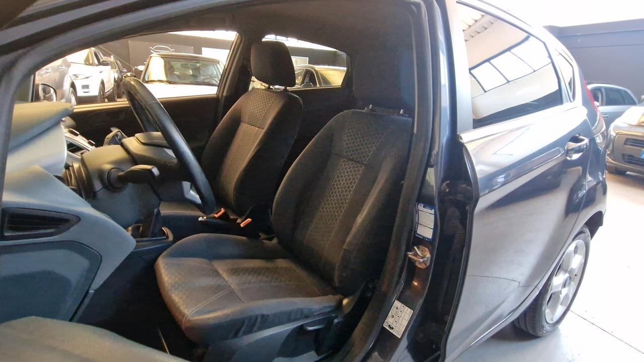 Ford Fiesta 1.4 5 porte Bz.- GPL Titanium