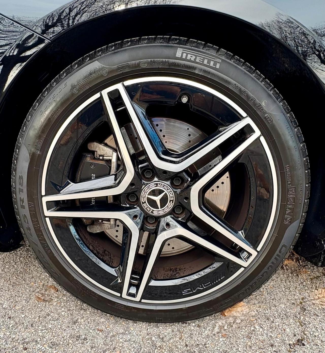 Mercedes-benz CLA 180 Automatic Shooting Brake AMG Line Premium