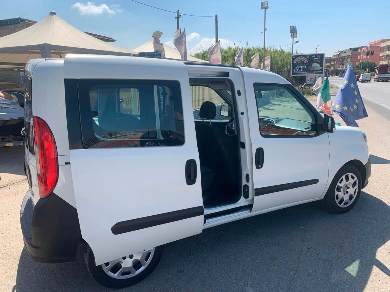 Fiat Doblò 1.3 MJT N1 5 posti Lounge