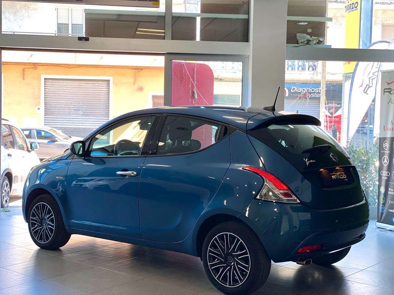 Lancia Ypsilon 1.0 Hybrid 70CV 5P. S&S Gold