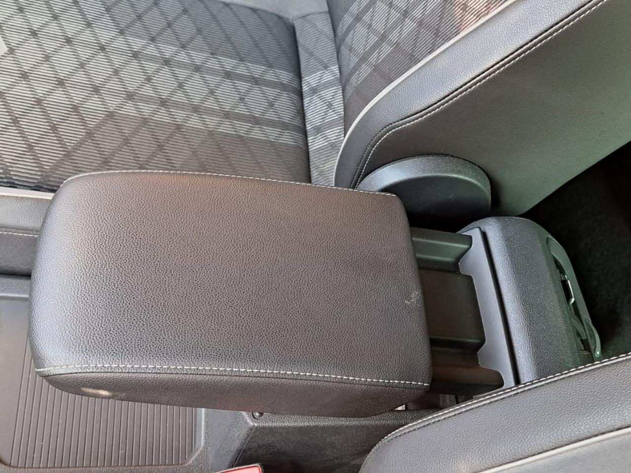 Volkswagen Tiguan R line 2.0 TDI #2781