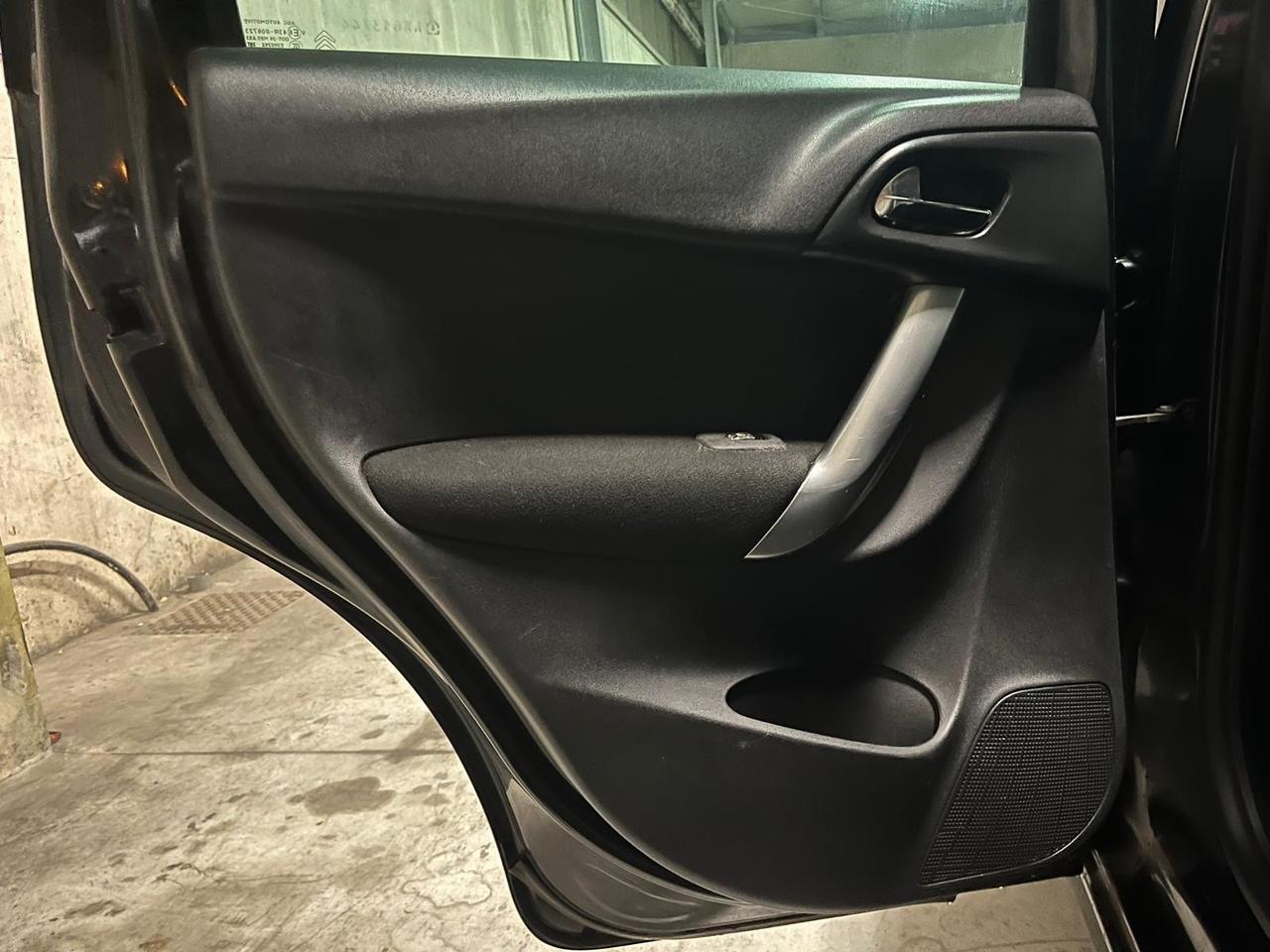 Citroen C3 1.4 VTi 95 Exclusive Style. Km 100.000