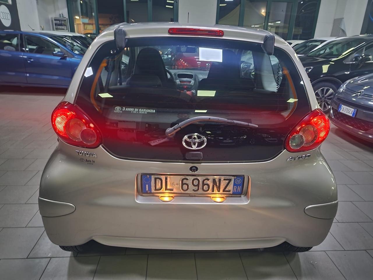 Toyota Aygo 1.0 12V VVT-i 3 porte OK NEOPATENTATI